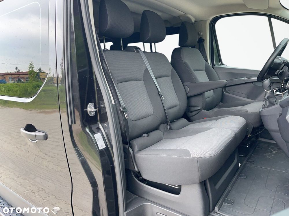 Renault Trafic - 32