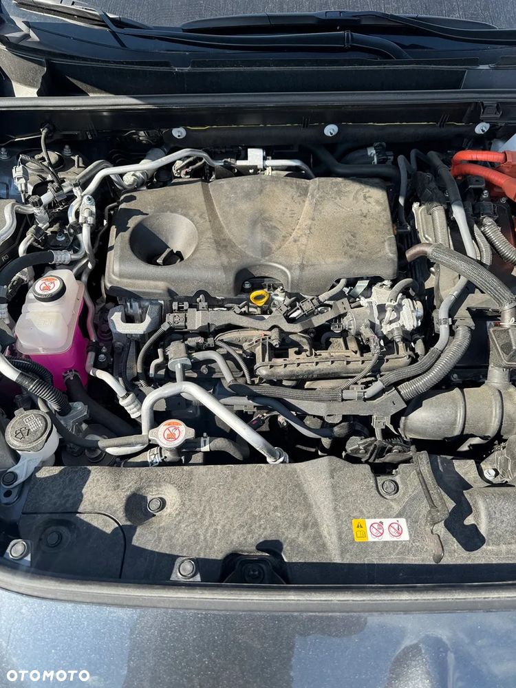 Suzuki Across PLUG-IN HYBRID - 14