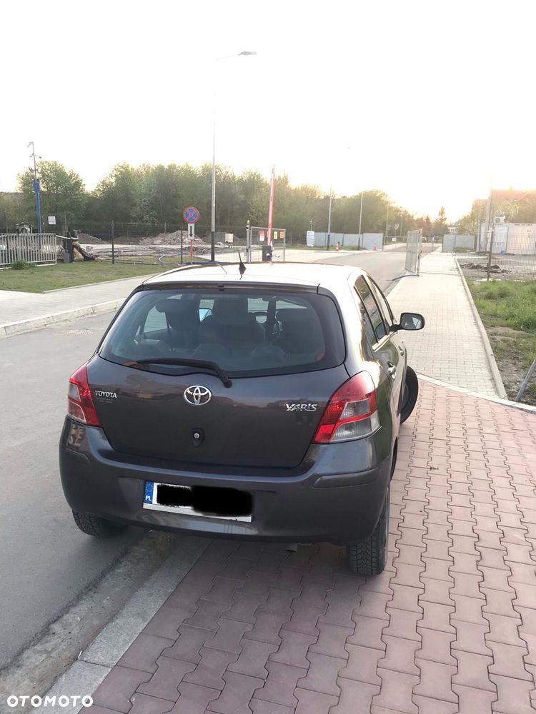 Toyota Yaris 1.4 D-4D Luna - 6