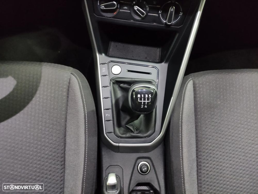 VW Taigo 1.0 TSI Urban - 15