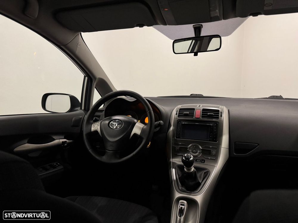 Toyota Auris 1.4 D-4D ACtive+AC - 24