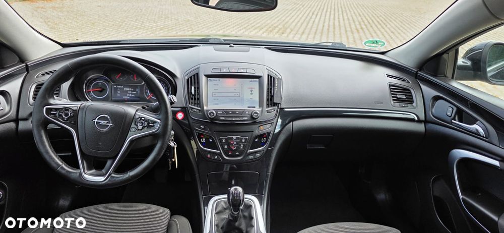 Opel Insignia - 21
