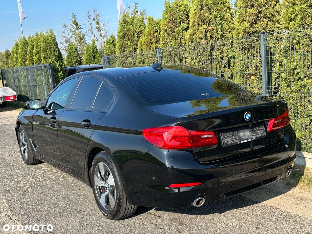 BMW Seria 5 520d - 2
