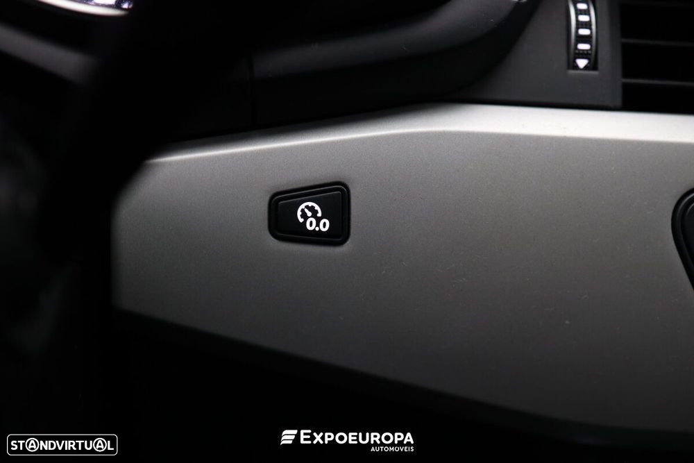 Audi A4 Avant 35 TDI Advanced S tronic - 23