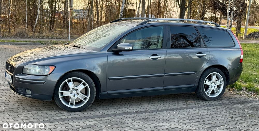Volvo V50 2.4D5 Momentum - 3