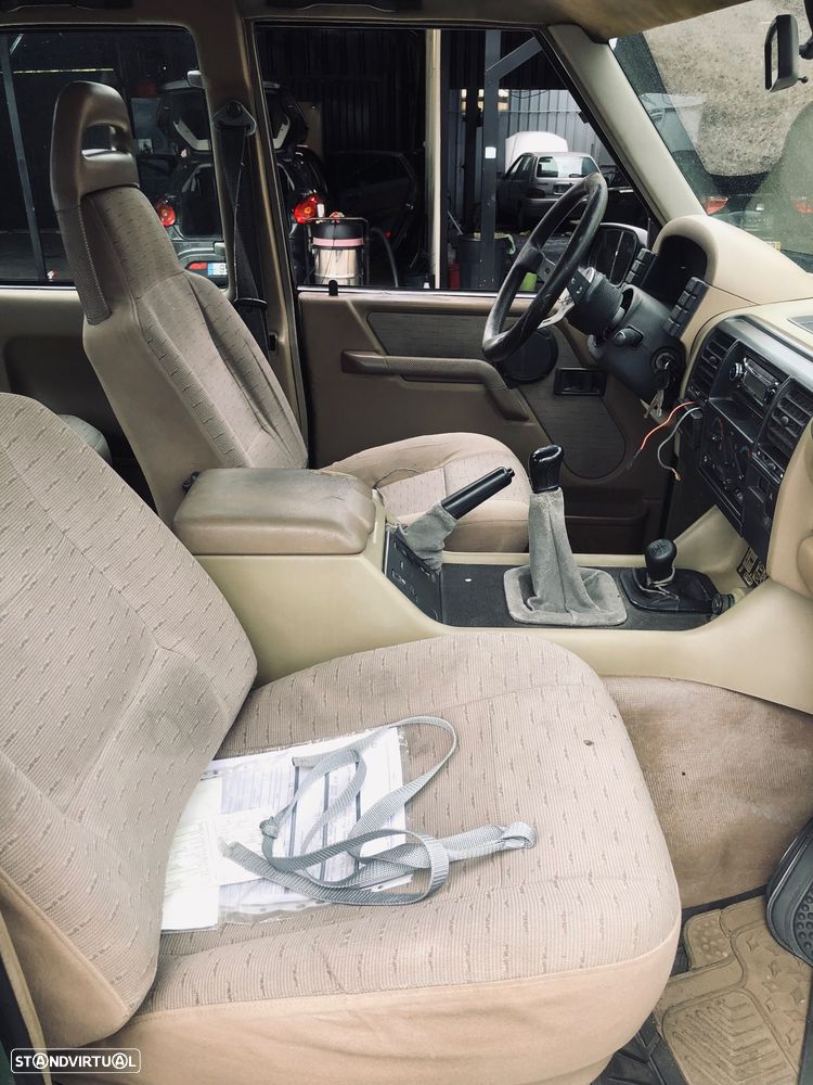 Land Rover Discovery 2.5 TDi - 9