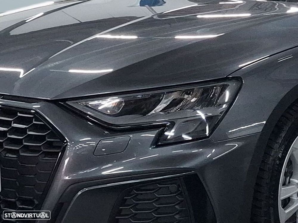 Audi A3 Limousine 30 TFSI S line S tronic - 3