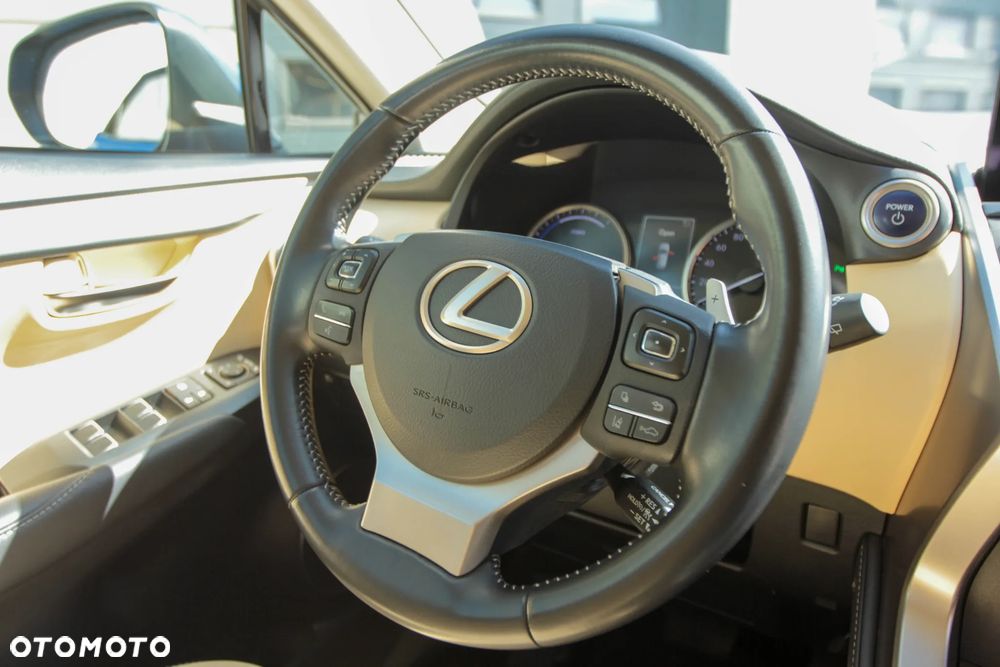 Lexus NX 300h Comfort AWD - 7