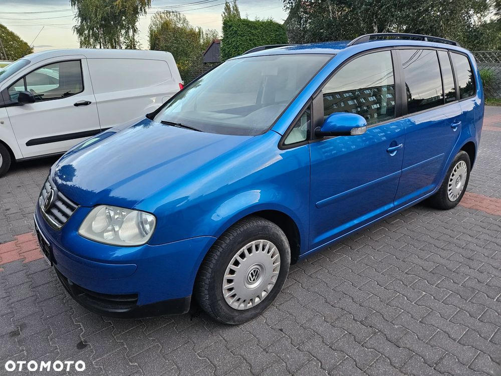 Volkswagen Touran - 20