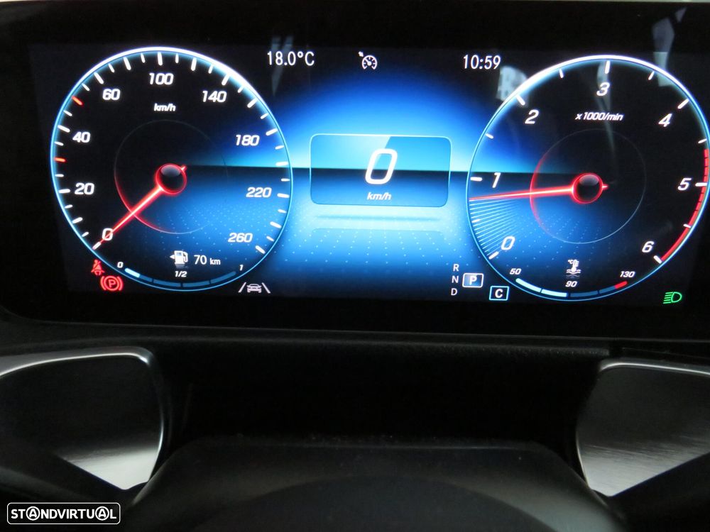 Mercedes-Benz GLB 180 d AMG Line - 20