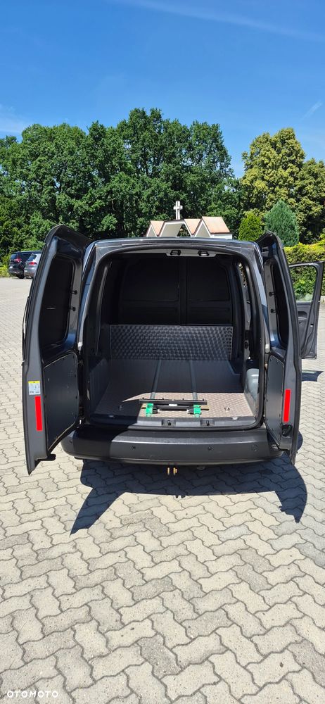Volkswagen Caddy Highline Mixt DSG - 10