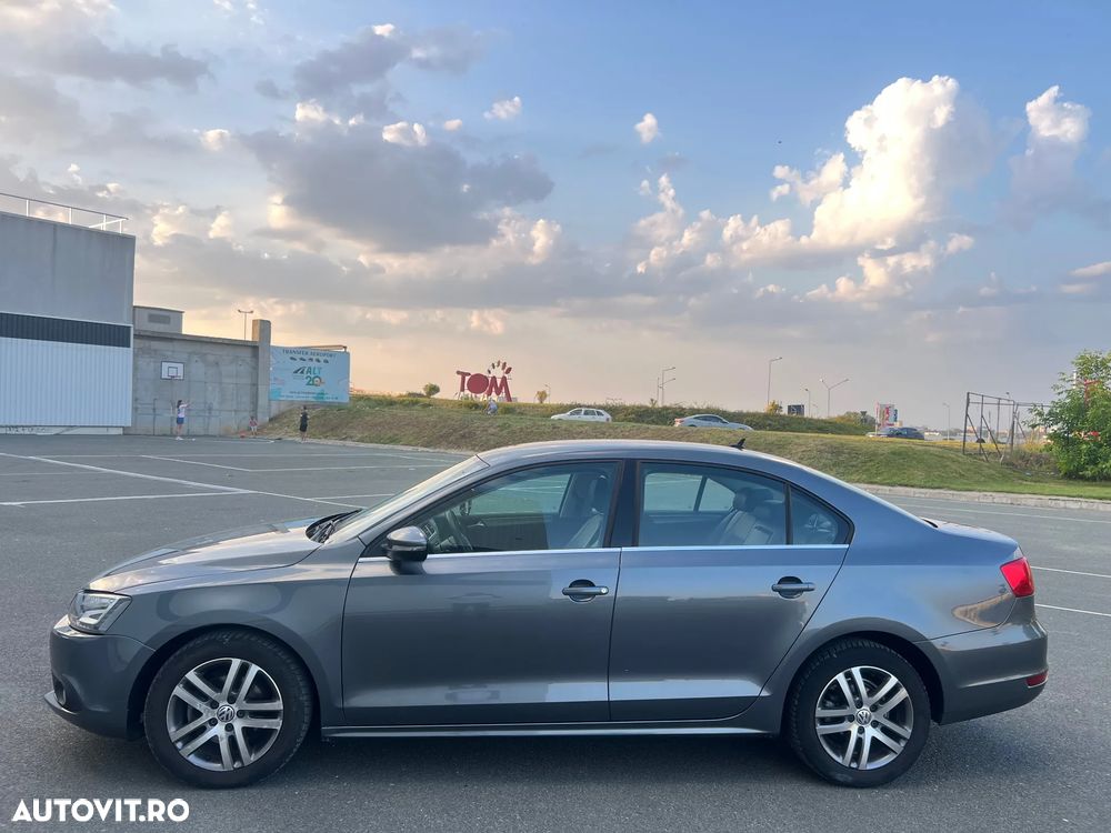 Volkswagen Jetta 1.6 TDI CR DPF Highline - 5