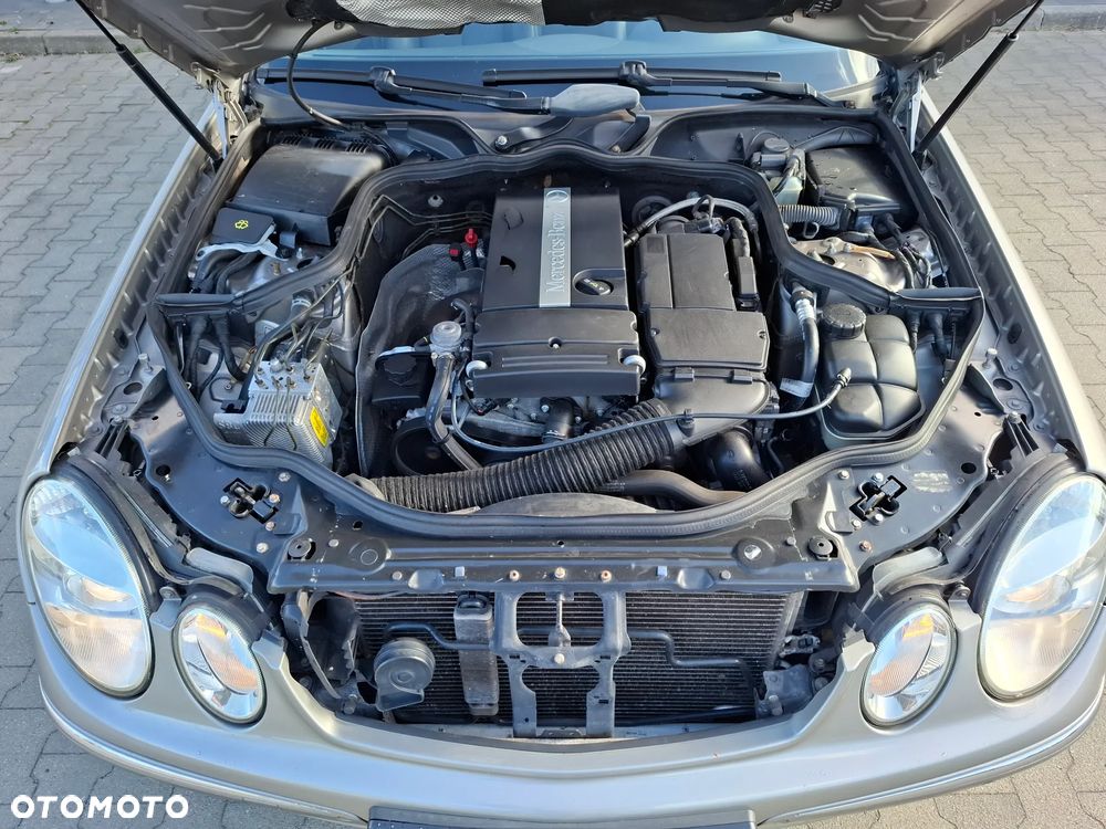 Mercedes-Benz Klasa E - 34