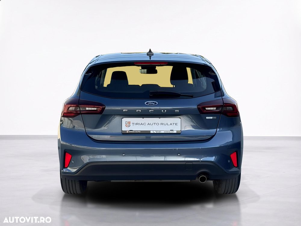 FORD Focus 2023 — imagine 4