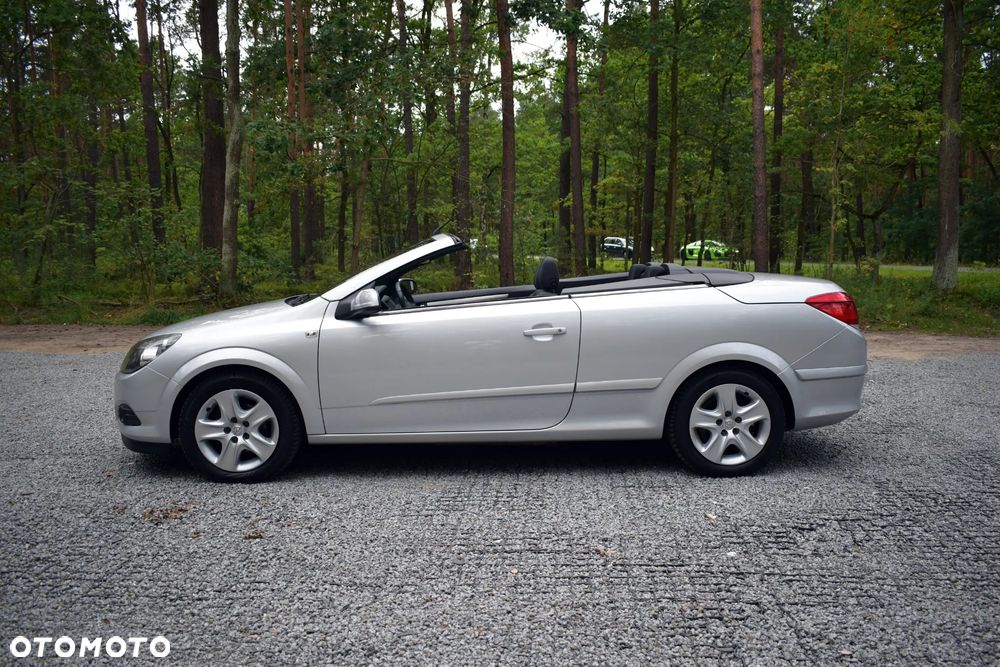 Opel Astra 1.8 Cosmo - 28