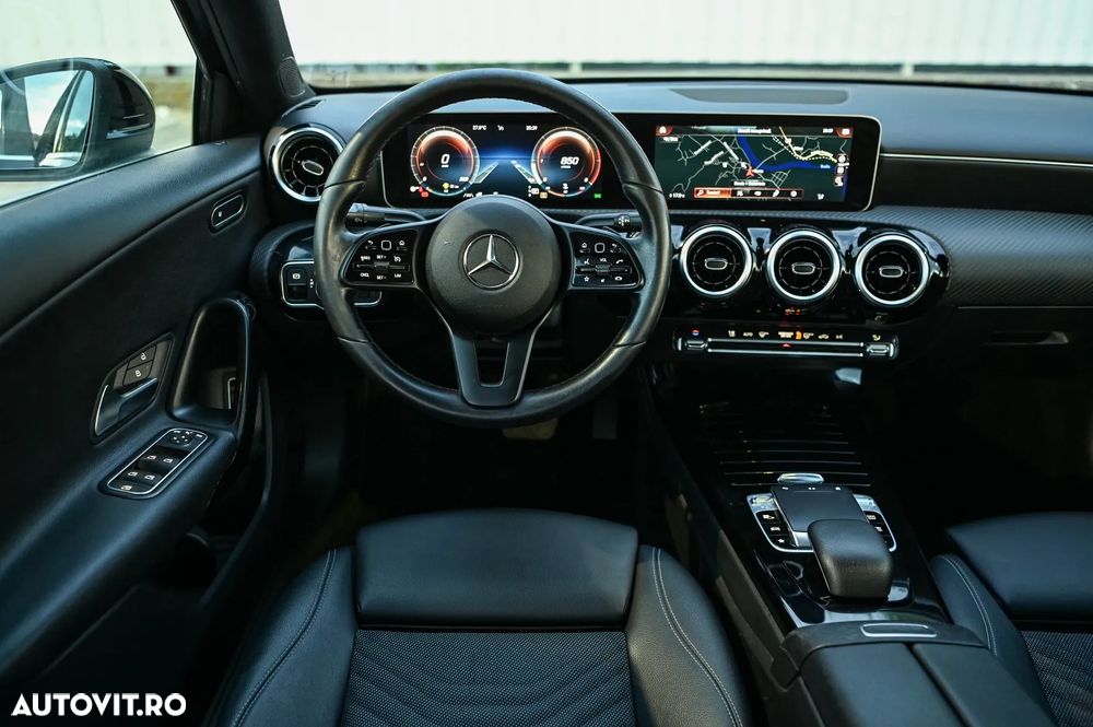 Mercedes-Benz A 180 d 7G-DCT - 8