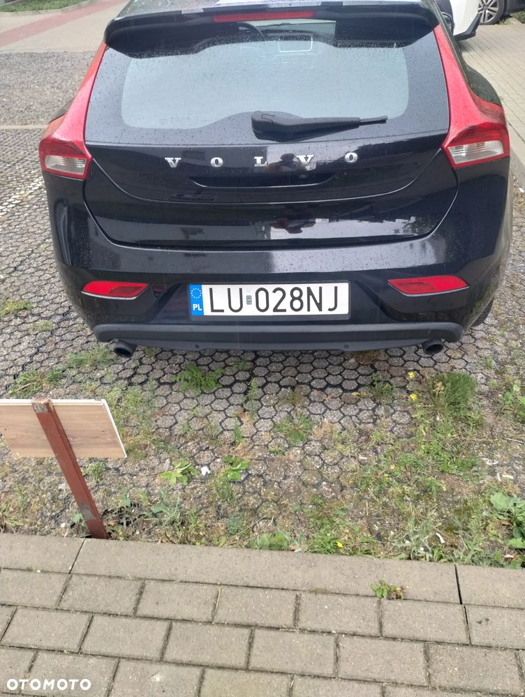 Volvo V40 D3 R-Design Momentum - 17