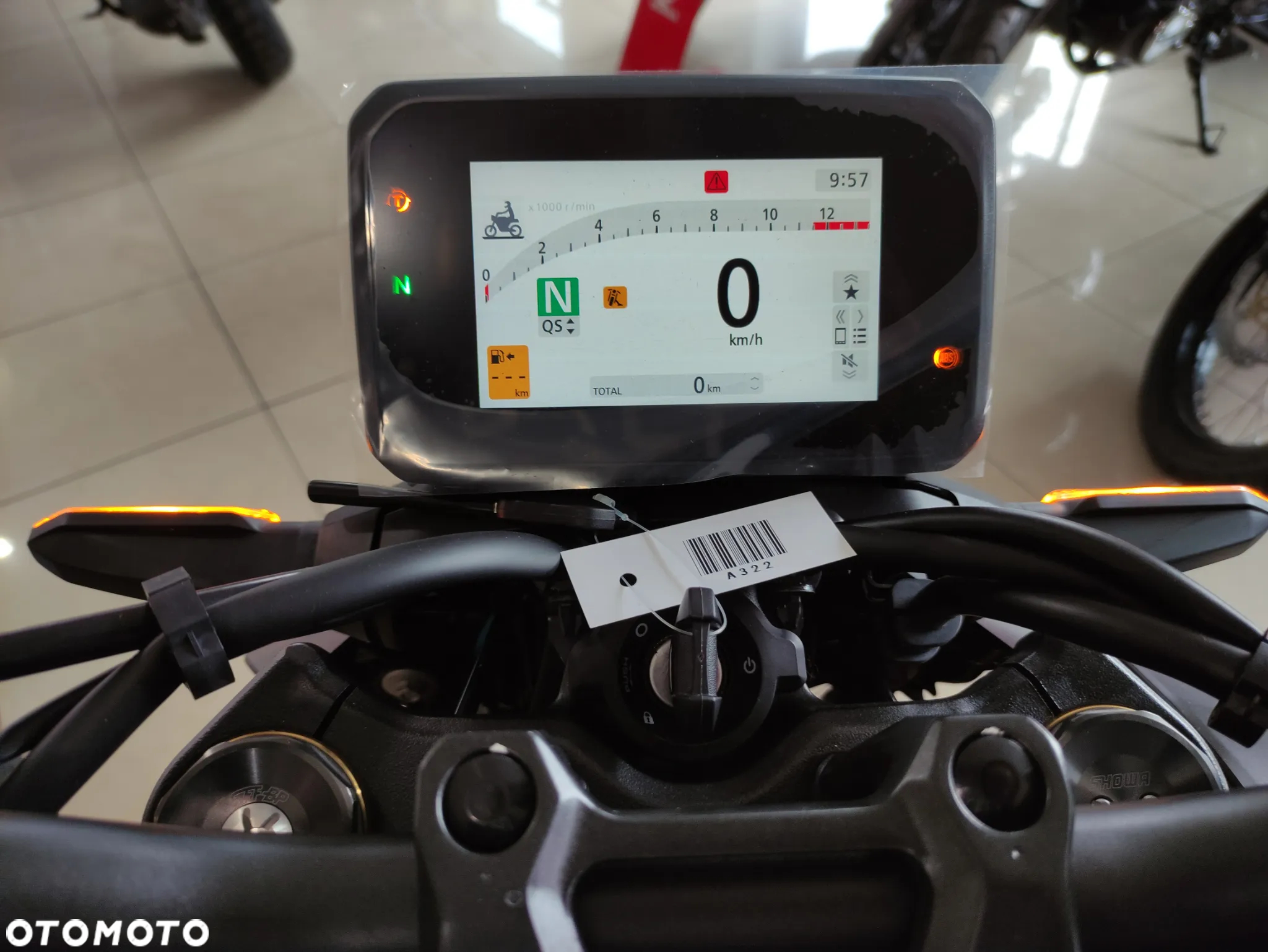 Honda CB - 4
