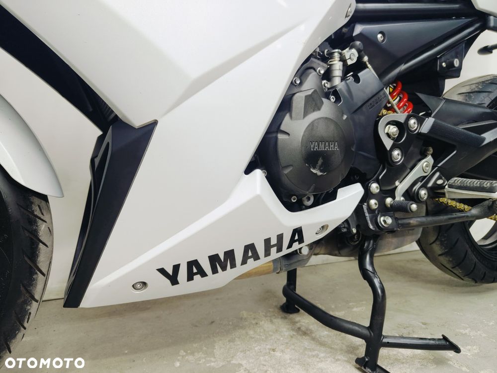 Yamaha XJ - 25