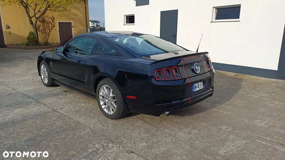 Ford Mustang 3.7 V6 Premium - 5
