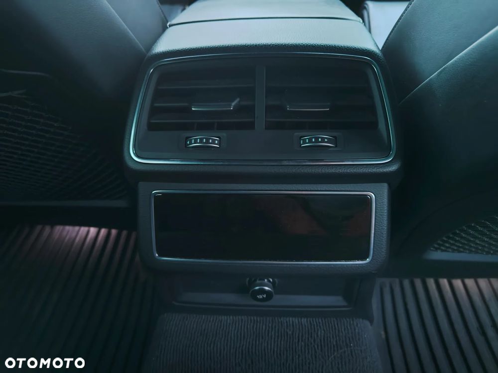 Audi A6 Avant - 27