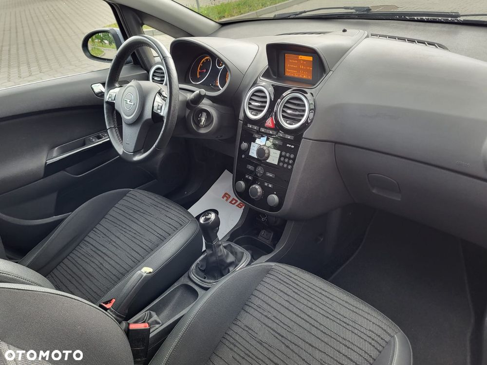 Opel Corsa 1.4 16V Energy - 13