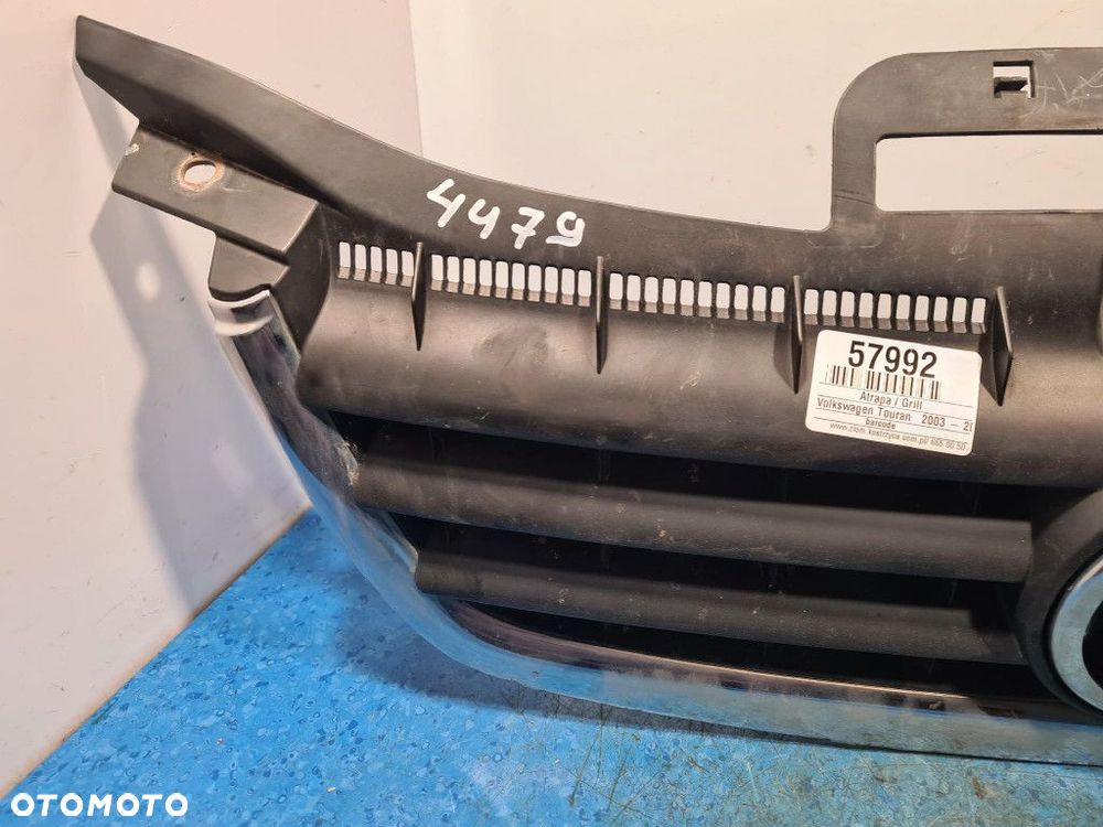 VOLKSWAGEN TOURAN I ATRAPA / GRILL - 2