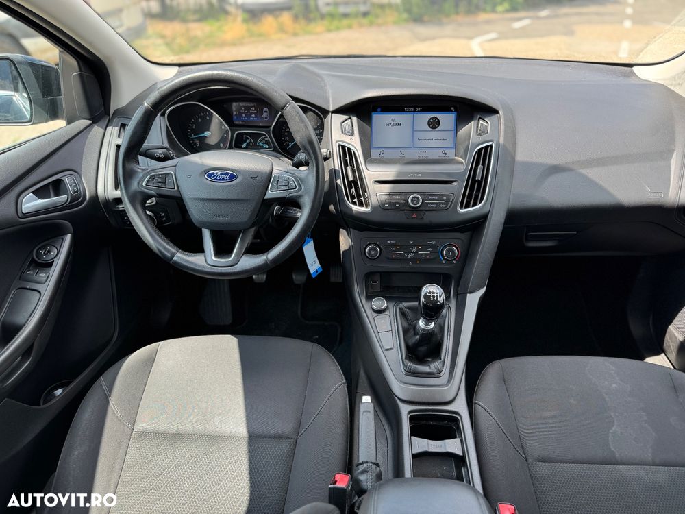 Ford Focus 1.0 EcoBoost Trend Edition - 5