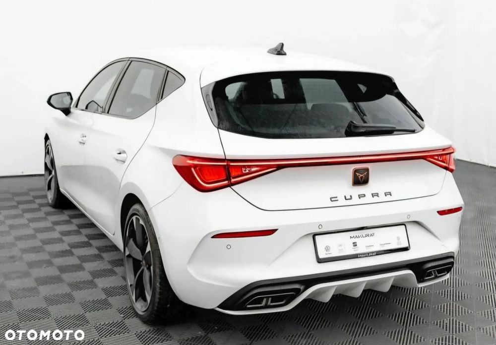 Cupra Leon 1.5 eTSI DSG - 4