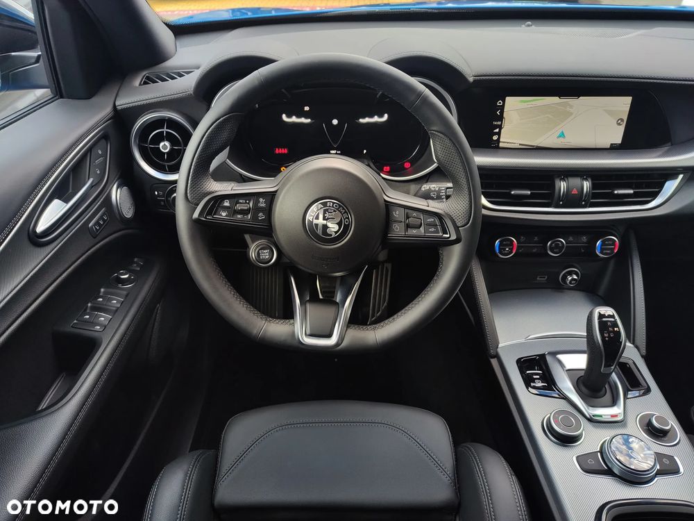 Alfa Romeo Stelvio 2.0 Turbo Veloce Q4 - 17