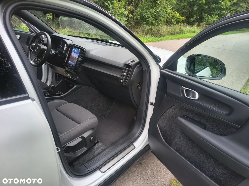 Volvo XC 40 Twin Recharge Plus - 16