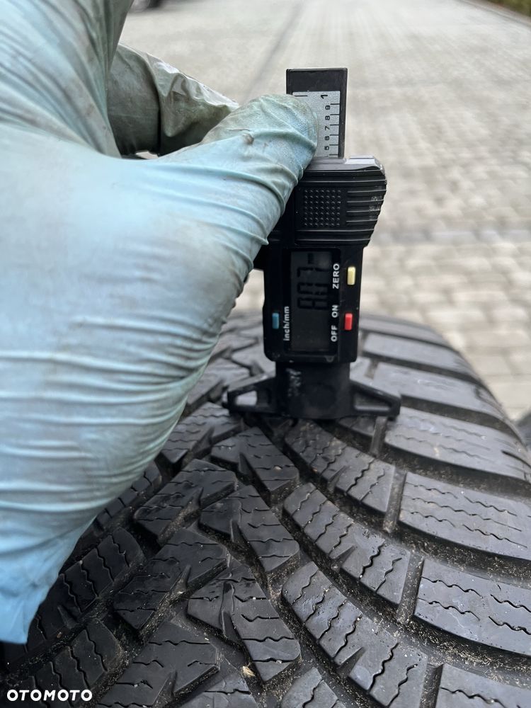 Opony zimowe 235/55/18 Falken EuroWinter HS01 SUV z 2022