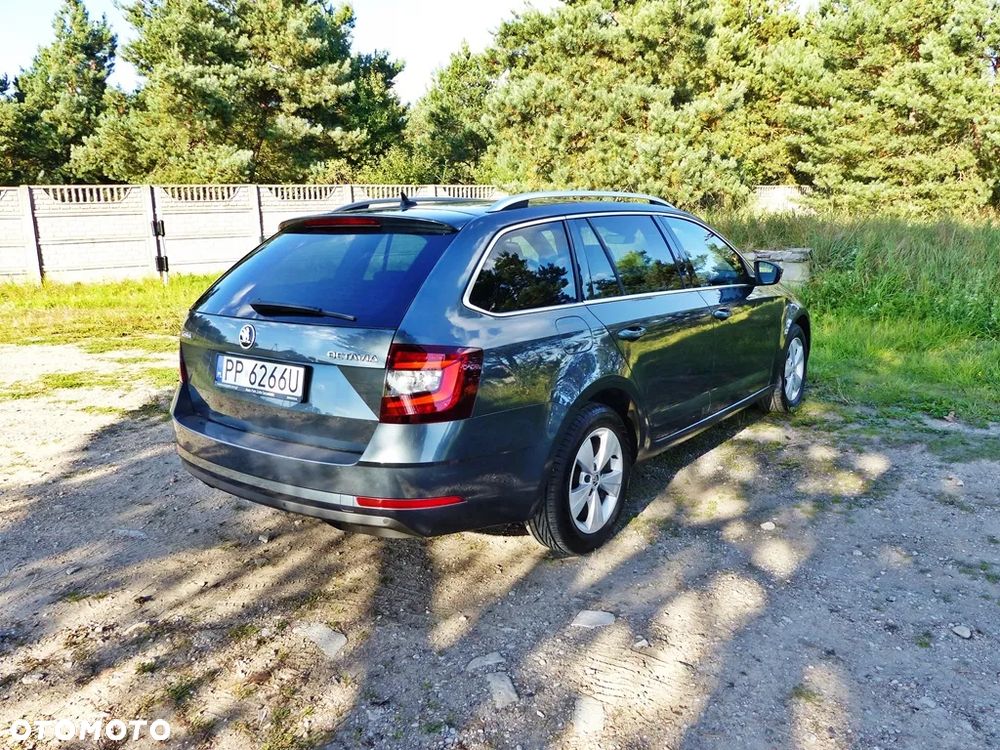Skoda Octavia 2.0 TDI Style - 10