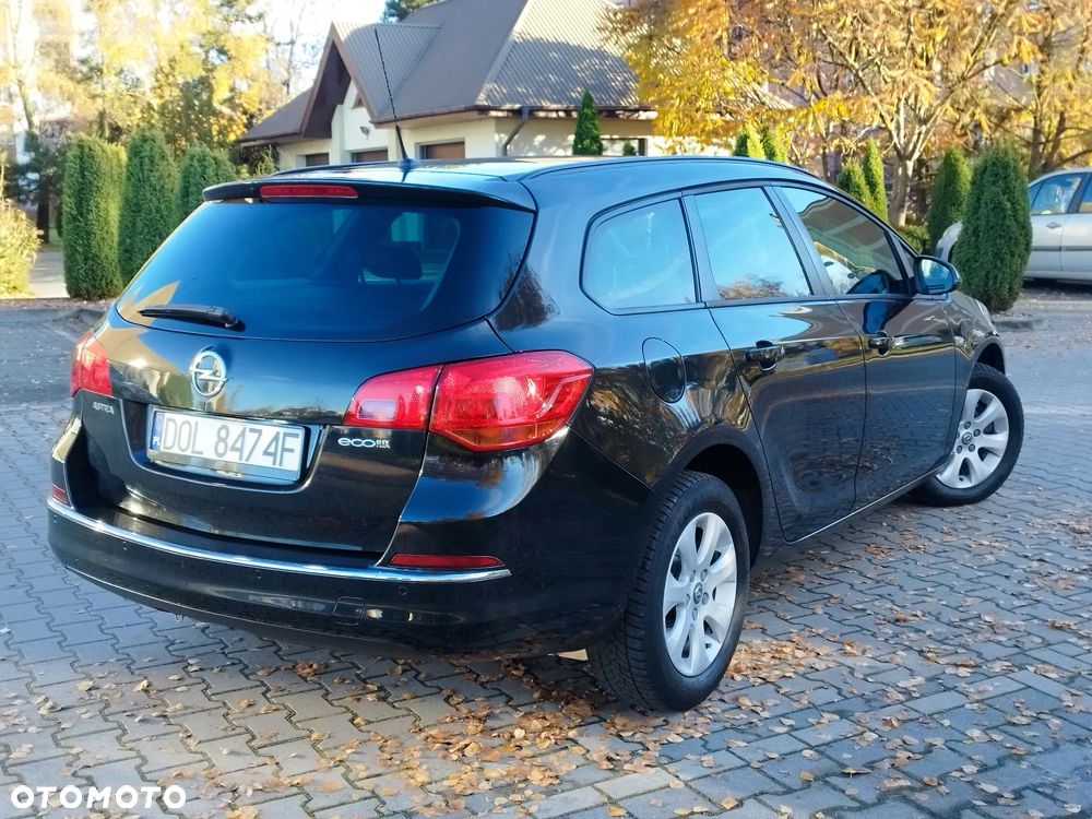Opel Astra - 4