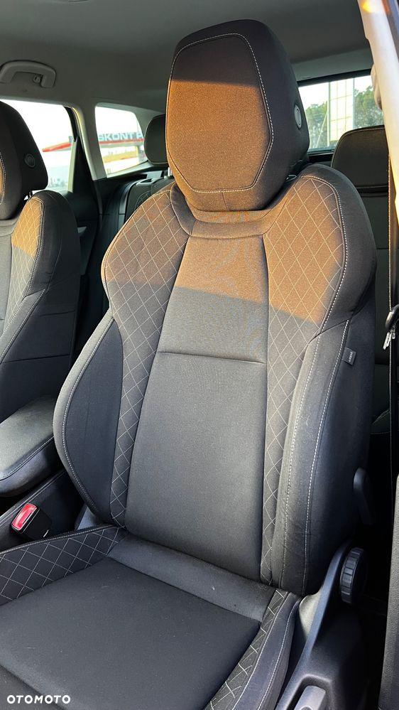 Skoda Karoq 2.0 TDI SCR 4x4 Style - 32