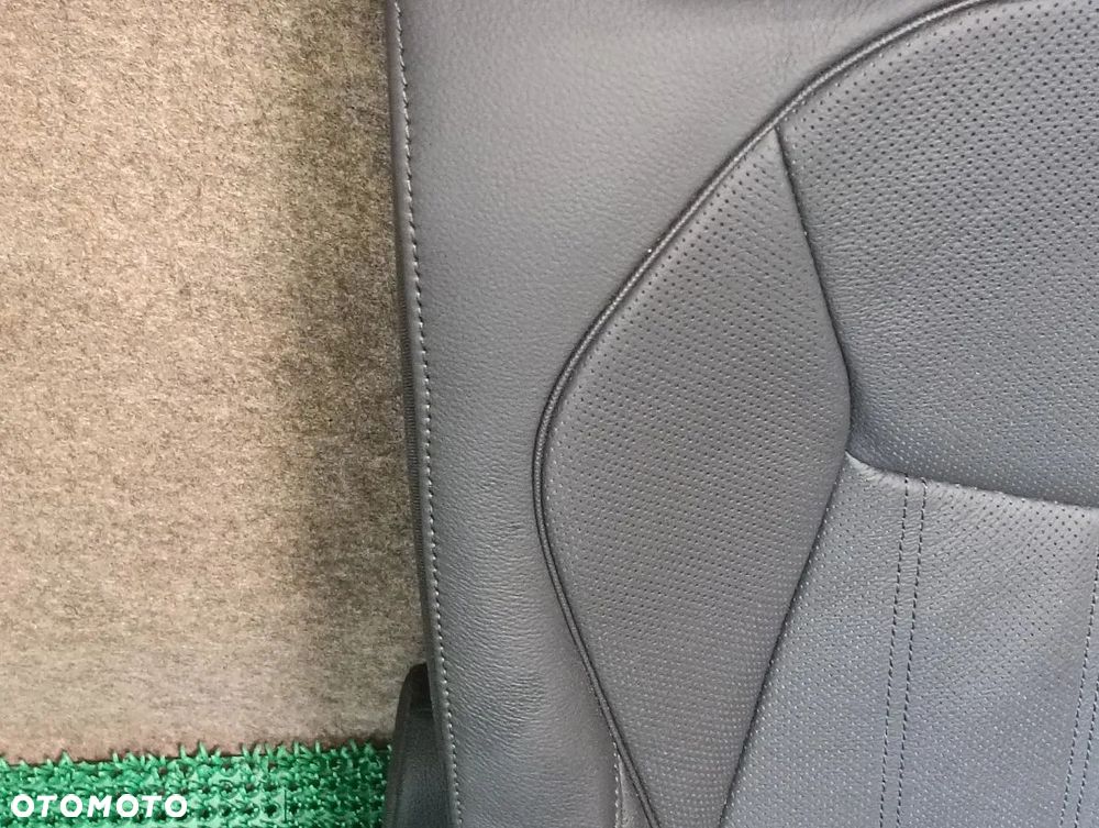 SKODA SUPERB KOM od 2024r Fotele Kanapy - 8