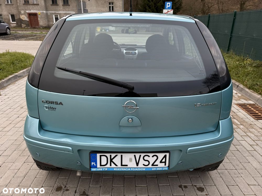 Opel Corsa 1.2 16V Cosmo Easytronic - 11