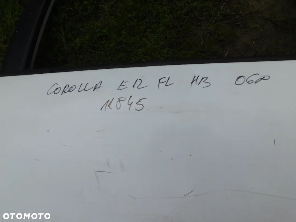 toyota corolla E12 FL HB drzwi kolor 068 nr 11845 WYSYŁKA - 2