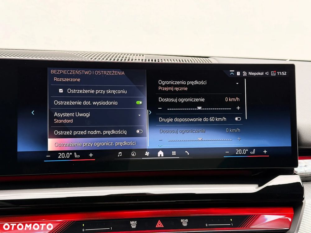 BMW Seria 5 520i - 41