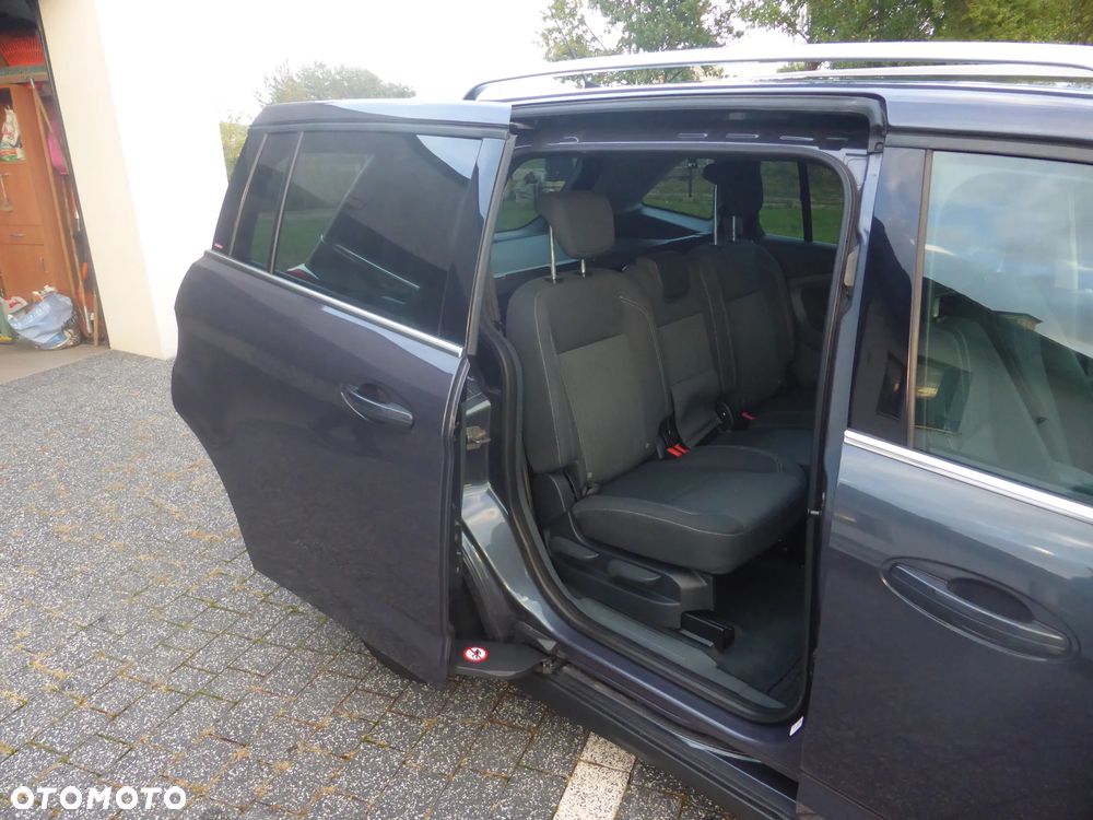Ford Grand C-MAX 1.6 TDCi Edition - 23