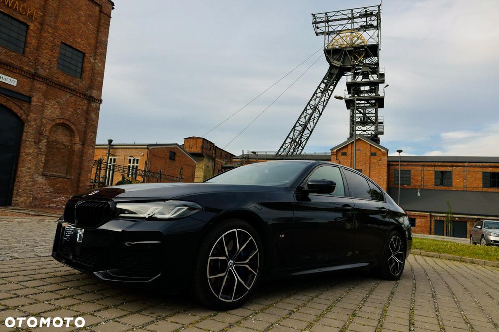 BMW Seria 5 540d xDrive mHEV M Sport sport - 7