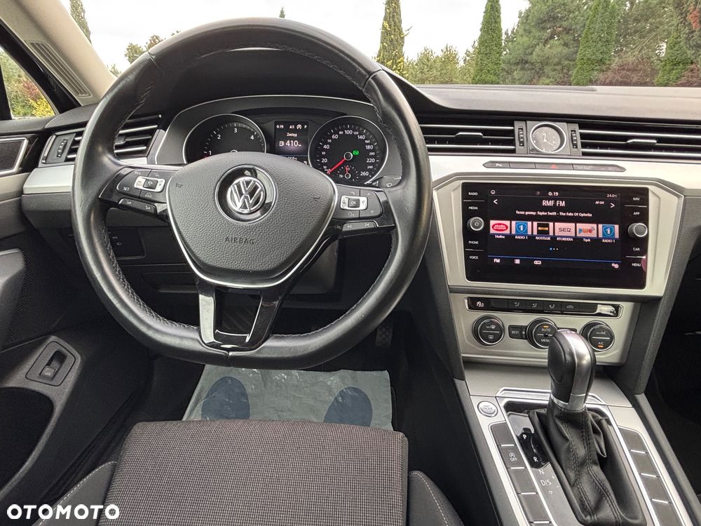 Volkswagen Passat 2.0 TDI SCR Comfortline DSG - 21