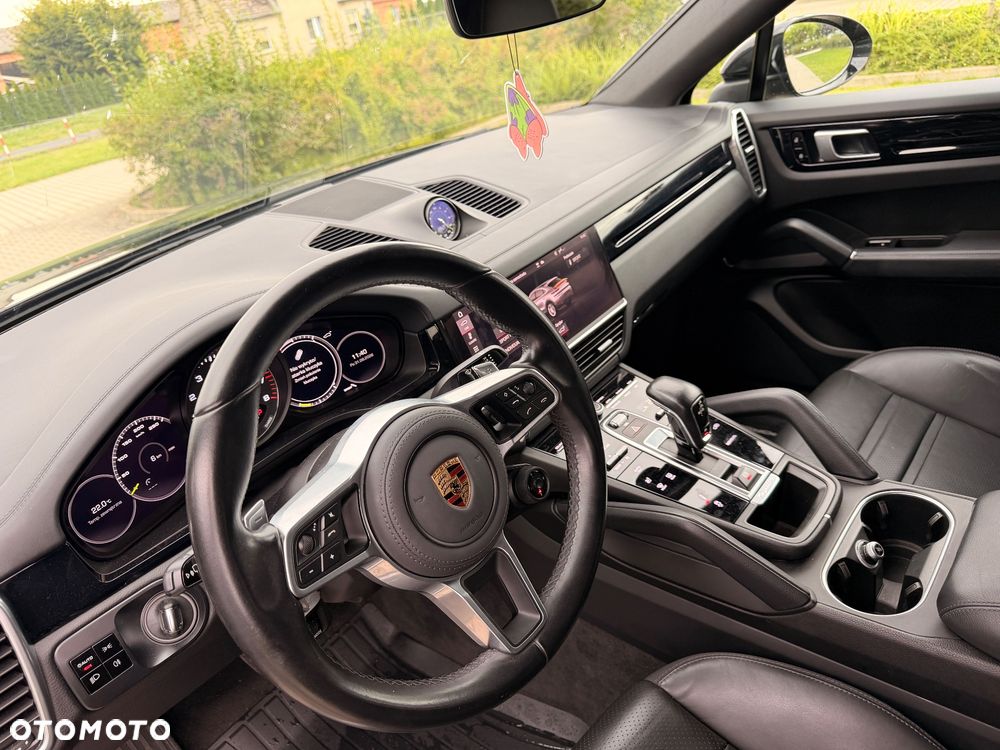 Porsche Cayenne E-Hybrid Platinum Edition - 20