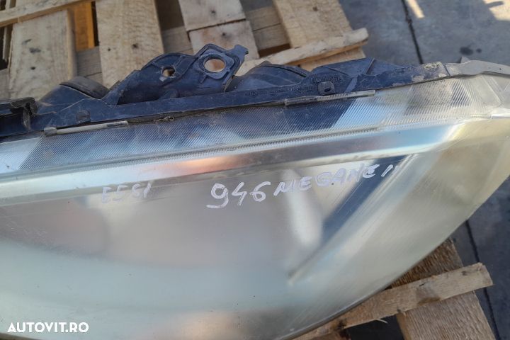 Far stanga 7701054656 7701054656 Renault Megane 2 [2002 - 2006] wagon - 2