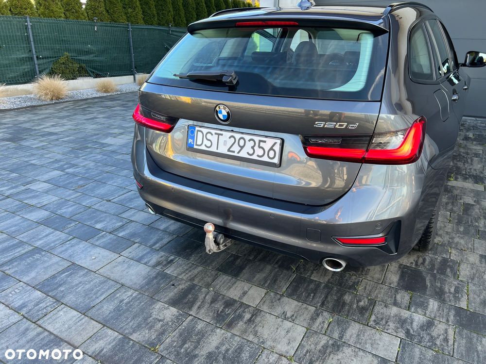 BMW Seria 3 320d Sport Line Shadow - 21