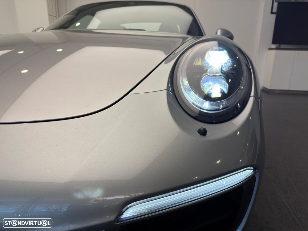 Porsche 911 (991) Carrera 4 GTS PDK - 13