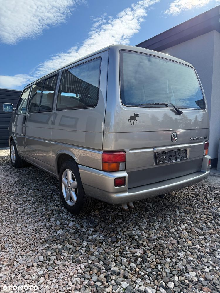 Volkswagen Multivan Standard - 12