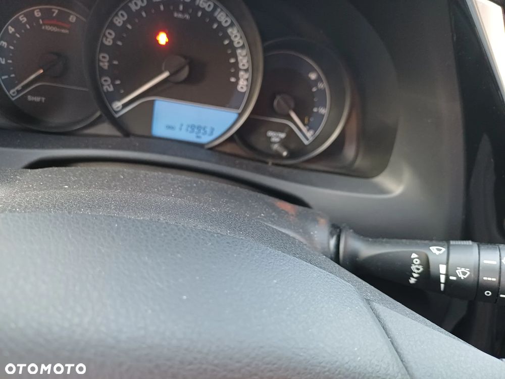 Toyota Auris 1.33 VVT-i Active - 6