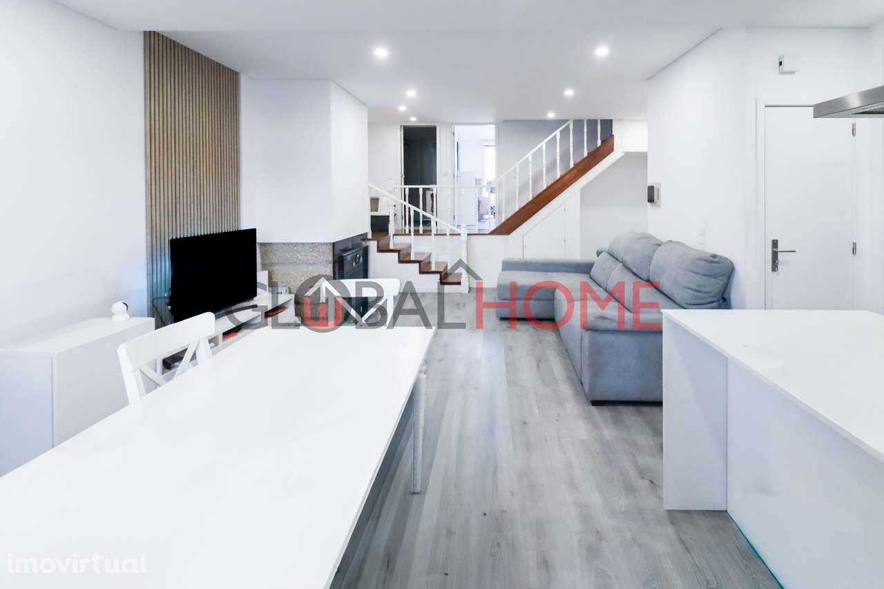 Duplex T1+1 em Condomínio fechado na Maia - Grande imagem: 3/20