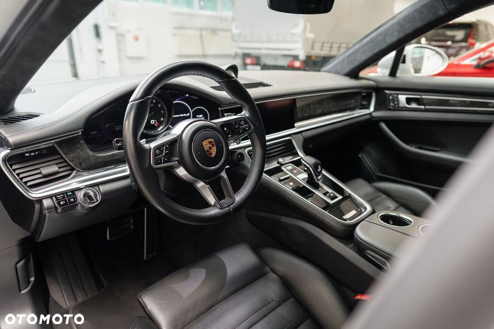 Porsche Panamera Turbo S e-Hybrid - 25